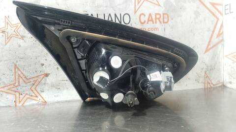 Foto 3ª: Piloto Portón Derecho Ford Puma ST-LINE DESIGN 125CV 92KW [B7JB] (2022)