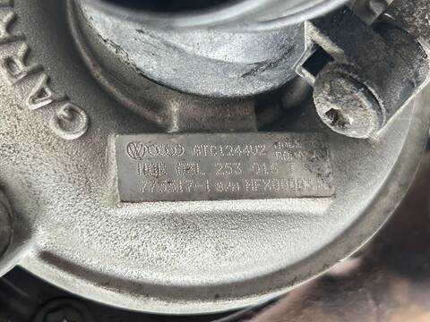 Foto 3ª: Turbocompresor Audi A3 8P 1 6 TDI 105 CV 77KW [CAY CAYC] (2011)