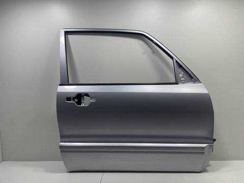 Puerta Delantera Derecha Mitsubishi Montero 4M41