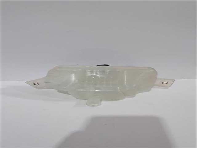 Foto 3ª: Deposito Limpiaparabrisas Nissan Qashqai 1.5 DCI 116CV [K9K 872] (2013)