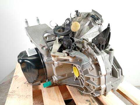 Foto 4ª: Caja Cambios Dacia Sandero 1.0 SCE 75 B8JC B8JD) 73CV 54KW [B4D411] (2019)