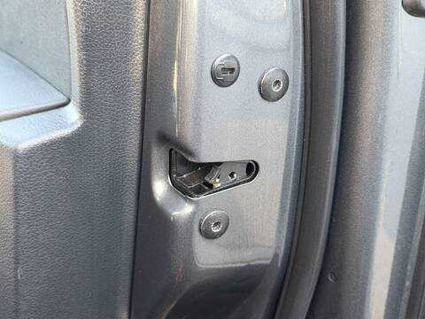 Cerradura Puerta Delantera Derecha Seat Alhambra ERENCE 140CV 103KW