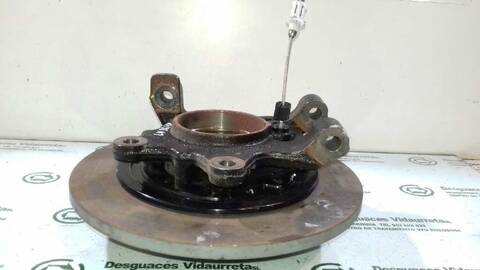 Foto 2ª: Mangueta Trasera Izquierda Mercedes Clase V 200 136CV 100KW (2014)