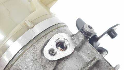 Foto 2ª: Bomba de Direccion Renault Trafic L1H1 29T 113CV 83KW (2014)