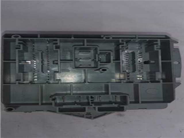 Foto 3ª: Caja Reles Fusibles Fiat Punto 1.2 16V GO 59KW 16V CAT
