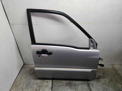 Foto 1ª: Puerta Delantera Derecha Suzuki Grand Vitara 2.0 TD CAT 109CV 80KW [RHW] (1950)