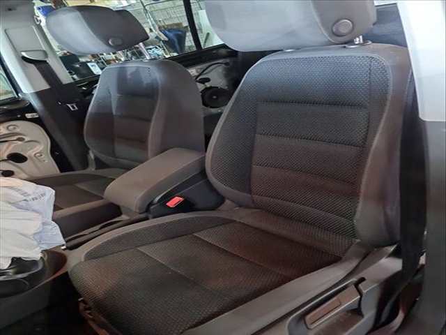 Asiento Delantero Izquierdo Volkswagen Touran 2.0 TDI 140CV 103KW