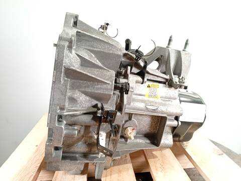 Foto 2ª: Caja Cambios Dacia Sandero 1.0 SCE 75 B8JC B8JD) 73CV 54KW [B4D411] (2019)