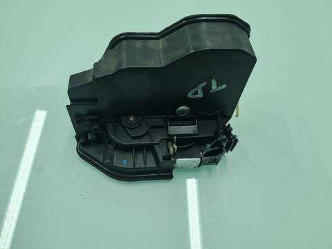 Cerradura Puerta Trasera Derecha Bmw Serie 3 315 330D 258CV 190KW