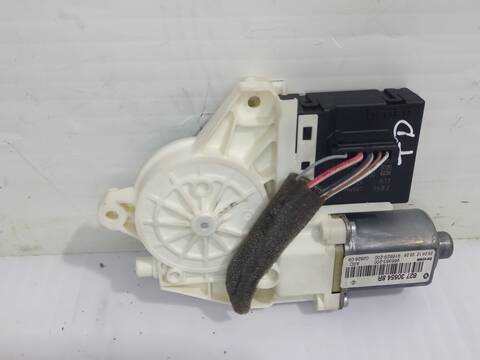 Foto 2ª: Elevalunas Eléctrico Trasero Derecho Renault Megane D III BERLINA 5P DYNAMIQUE (2012)