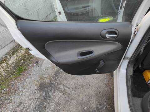 Tapizados Cartoneras Peugeot 206 8HR