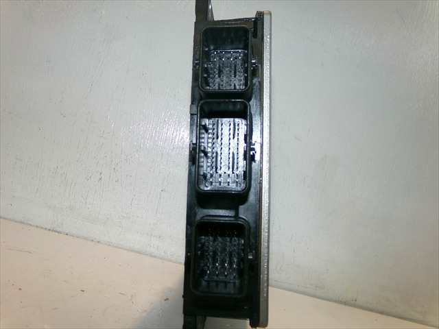 Foto 3ª: Centralita Motor ECU Kia Carnival 2.9 CRDI 2001-2006 [J3] (2004)