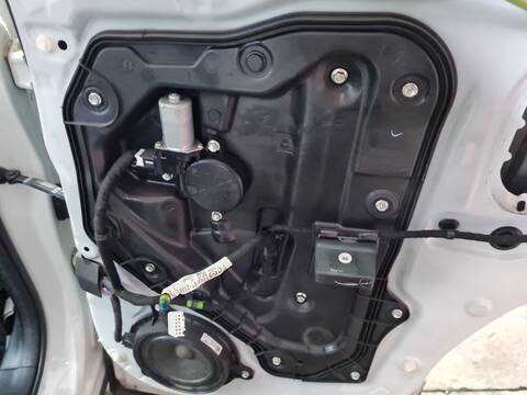Foto 1ª: Elevalunas Manual Trasero Derecho Mazda CX5 LUXURY 4WD [SH] (2014)