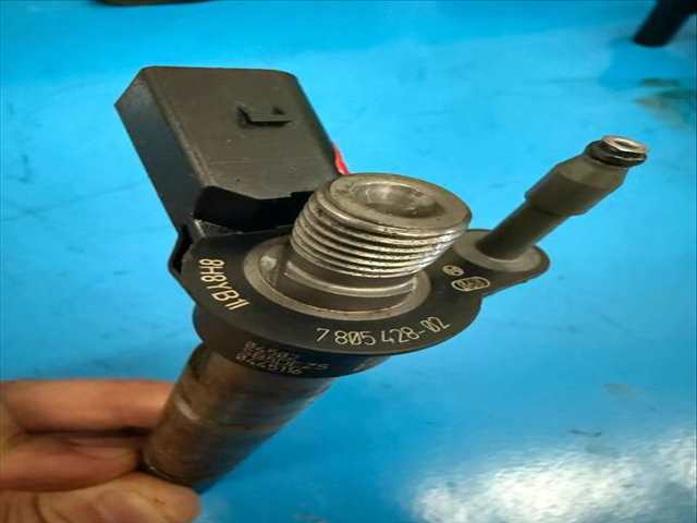 Foto 2ª: Inyectores Bmw Serie 3 320 2.0 177 CV 130KW [N47D20C] (2009)