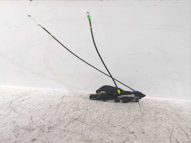 Foto 3ª: Cerradura Puerta Delantera Izquierda Toyota Auris 1.6 ZRE151_) 124CV 91KW [1ZR-FE] (2007)