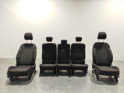 Asientos Traseros Kia Carens 2.0 CVVT 139CV 102KW