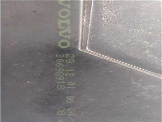 Foto 3ª: Piloto Trasero Izquierdo Volvo V50 2.0 D 136CV 100KW FAMILIAR [D 4204 T] (2005)