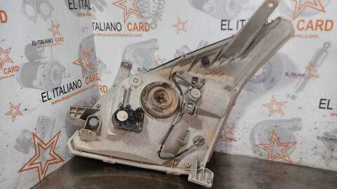 Foto 2ª: Faro Derecho Toyota Land Cruiser 3.0 D-4D GX 163CV 120KW [1KDFTV] (2004)