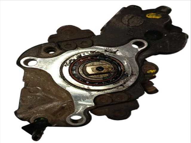 Foto 3ª: Bomba Inyeccion Peugeot 407 2.0 HDI 135 6DRHRH 6DRHRE 6DRHRG 6DRHRJ) (2004)