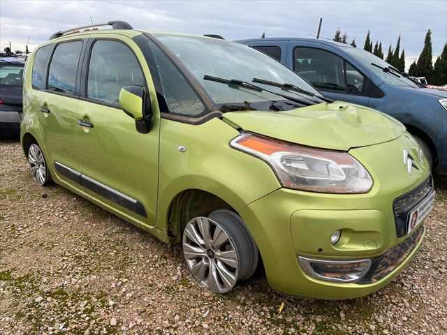 Foto 2ª: Puerta Trasera Derecha Citroen C3 1.6 HDI 90cv [9H06] (2012)