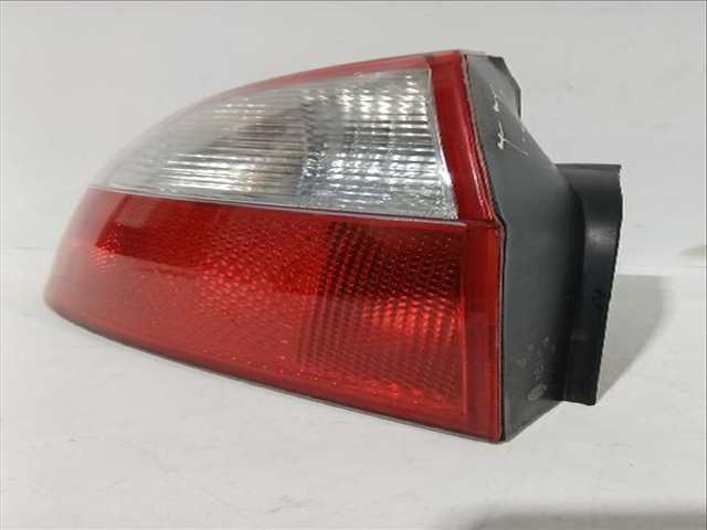 Foto 3ª: Piloto Trasero Izquierdo Audi A4 1.9 TDI 130CV [AVF AWX] (2000)