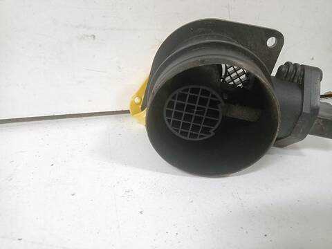 Foto 3ª: Caudalimetro Volkswagen Golf 1.9 TDI BERLINA 105CV 77KW [BXE] (2007)