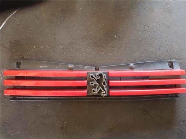 Rejilla Delantera Peugeot 205 1.8