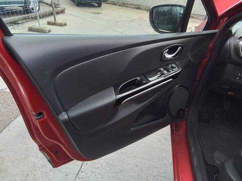 Foto 3ª: Tapizados Cartoneras Renault Clio 90CV 66KW [K9K C612] (2014)