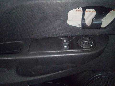 Foto 2ª: Tapizados Cartoneras Renault Clio EXPRESSION 75CV 55KW [K9K C6] (2015)