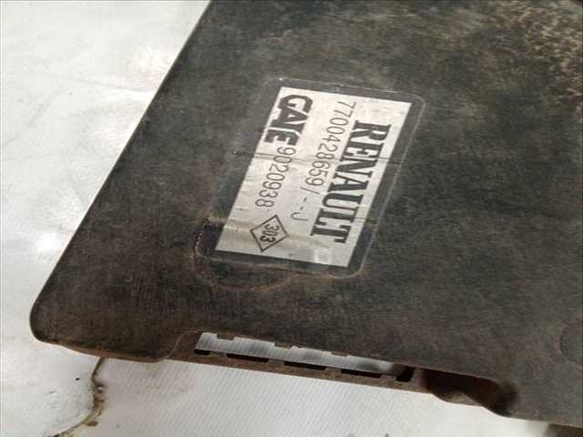 Foto 4ª: Electroventilador Renault Clio 1.5 DCI B/CB08) 82CV 60KW [K9K 702] (2004)