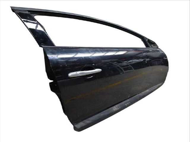 Foto 3ª: Puerta Delantera Derecha Renault Megane 1.5 DCI EM16) (2003)