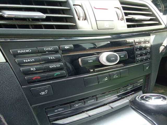 Foto 2ª: Sistema Audio Radio CD Mercedes Clase E 180 E 350 CDI 207.322) COUPE 231CV 170KW [OM 642.836] (2021)