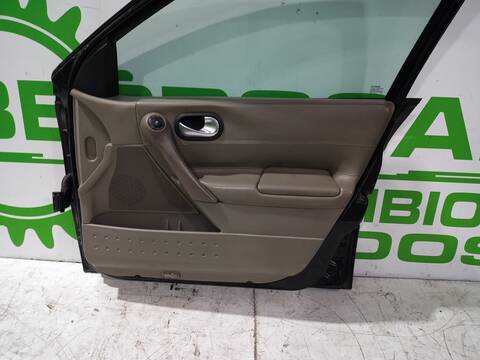 Foto 3ª: Puerta Delantera Derecha Renault Megane 1.9 DCI DIESEL 120CV 88KW FAMILIAR II FAMILIAR [F9Q800] (2004)
