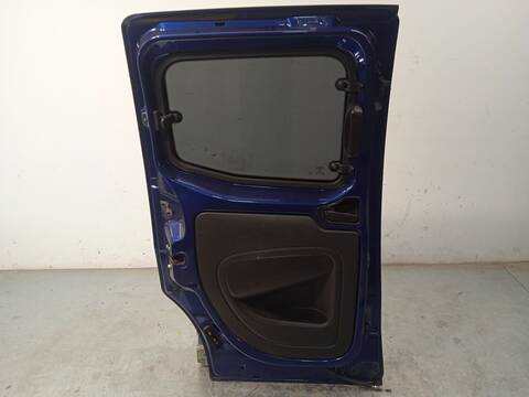 Foto 4ª: Puerta Lateral Corredera Izquierda Fiat Qubo 1.3 D MULTIJET 225CXB1A 225AXB1A 225CXB11 225AXB11 ... 75CV 55KW [199A9000] (2014)