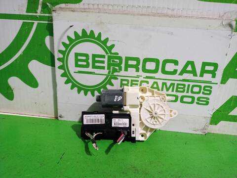 Foto 2ª: Elevalunas Eléctrico Delantero Izquierdo Renault Laguna RENAULT LAGUNA III GRANDTOUR 109CV [K9K780] (2007)