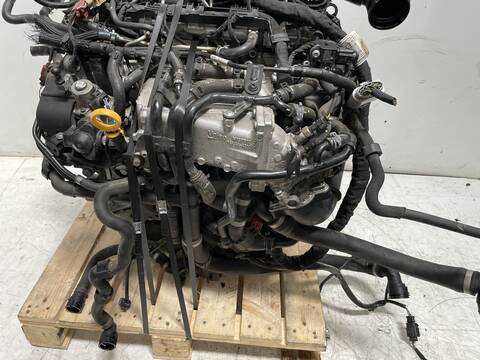 Foto 3ª: Motor Completo Volkswagen Golf COMFORTLINE BLUEMOTION 150CV 110KW (2019)