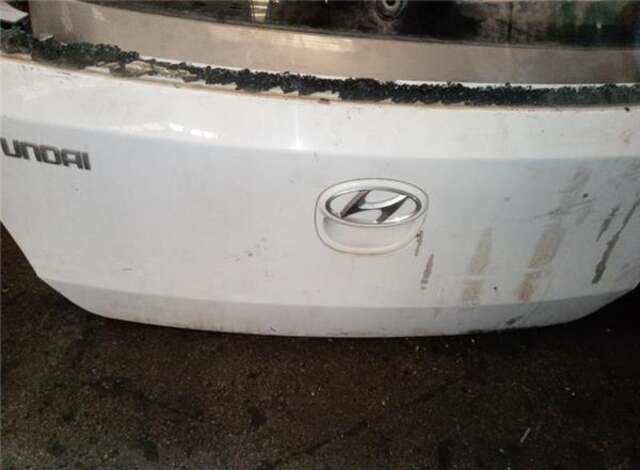 Foto 3ª: Portón Hyundai i30 1.4 [G4FA]