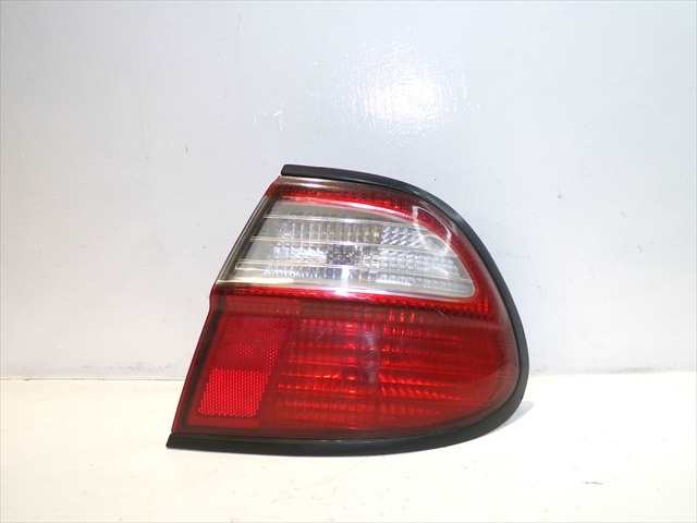 Piloto Trasero Derecho Nissan Almera 2.0 D SEDAN,1998-2000
