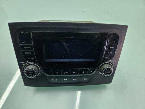 Foto 1ª: Sistema Audio Radio CD Fiat Doblo EASY 95CV 70KW [263A7000] (2015)