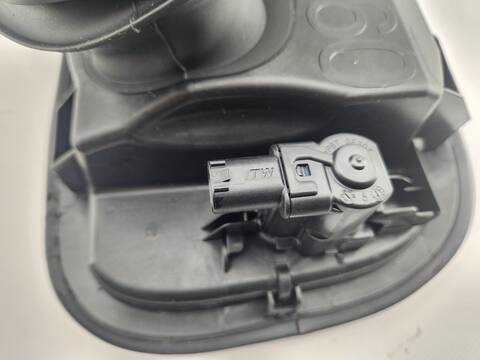 Foto 3ª: Tapa Exterior Combustible Mini Countryman COOPER S 192CV 141KW [B48A20A] (2022)