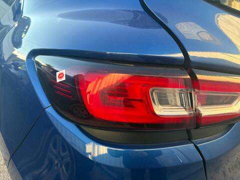 Foto 3ª: Piloto Trasero Izquierdo Renault Clio K9K638 (2019)