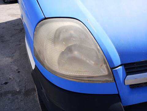 Foto 2ª: Faro Derecho Opel Movano COMBI MEDIO TECHO ELEVADO L2H2 2.8T 136CV 100KW [ZD3A2] (2006)