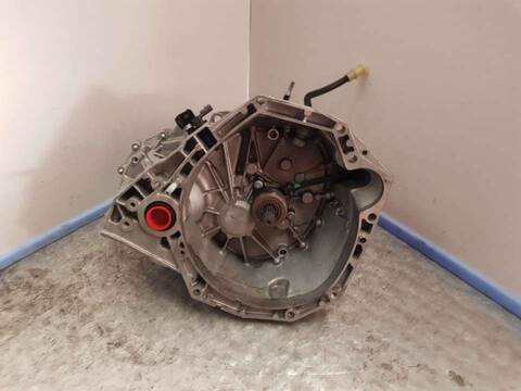 Foto 2ª: Caja Cambios Renault Clio INTENS 86CV 63KW [K9KU872] (2020)