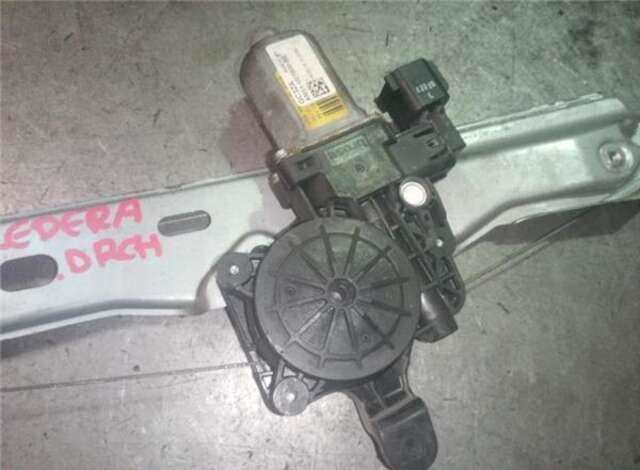 Foto 3ª: Elevalunas Eléctrico Trasero Derecho Ford C Max 2.0 TDCI (CB7)(2010 _) [T7DA]