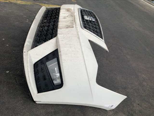 Foto 3ª: Paragolpes Delantero Seat Leon 1.6 TDI 115CV 0CV [DDY] (2017)