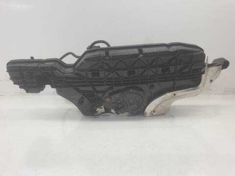 Foto 2ª: Deposito AdBlue Mercedes Clase G 230 GLB 200 D 247.612)
