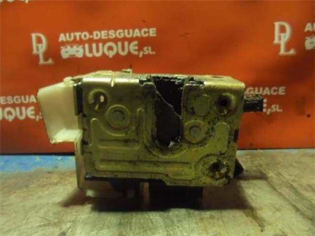 Cerradura Puerta Delantera Izquierda Renault Megane 1.6 16V DYNAMIQUE (DA04/B) [1.6 LTR. - 79 KW] I FASE 2 COUPE (DA...)(01.1999-_)