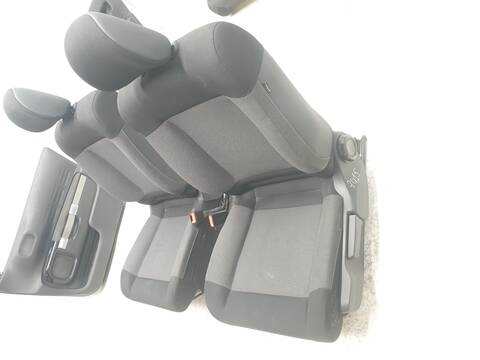 Foto 3ª: Juego Asientos Completos Citroen C4 1.2 VTI 82CV 60KW CACTUS [HM01] (2014)