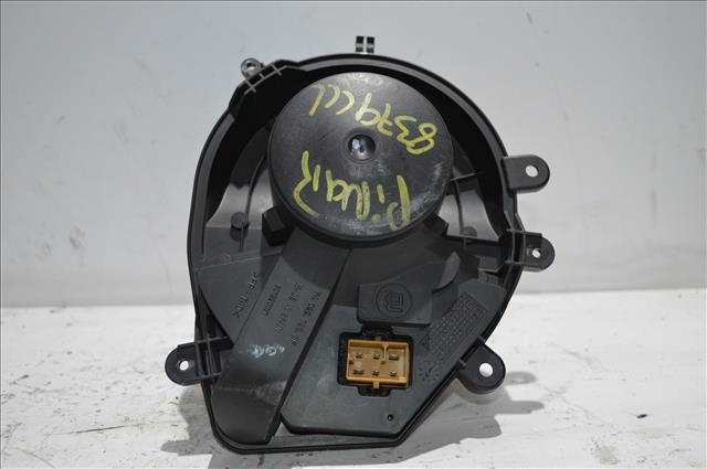 Foto 2ª: Ventilador de Calefacción Volkswagen Passat 1.9 TDI 5 PUERTAS 74kw [AVB] (2002)