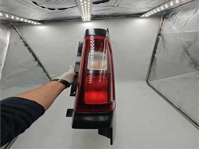 Piloto Trasero Derecho Fiat Talento 1.6 L1H1 1.0T SX (N1) [1.6 LTR. - 70 KW TURBODIESEL ECOJET]